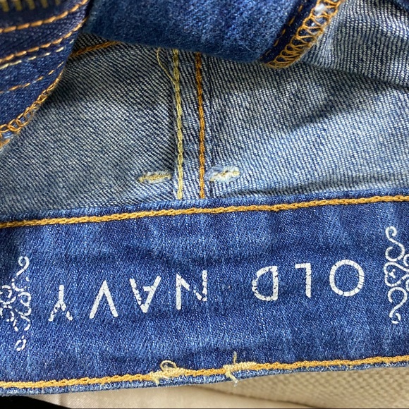 Distressed Denim Skirt Old Navy Sz.12 Cut off Denim blue mini Skirt Fray… - Picture 3 of 4